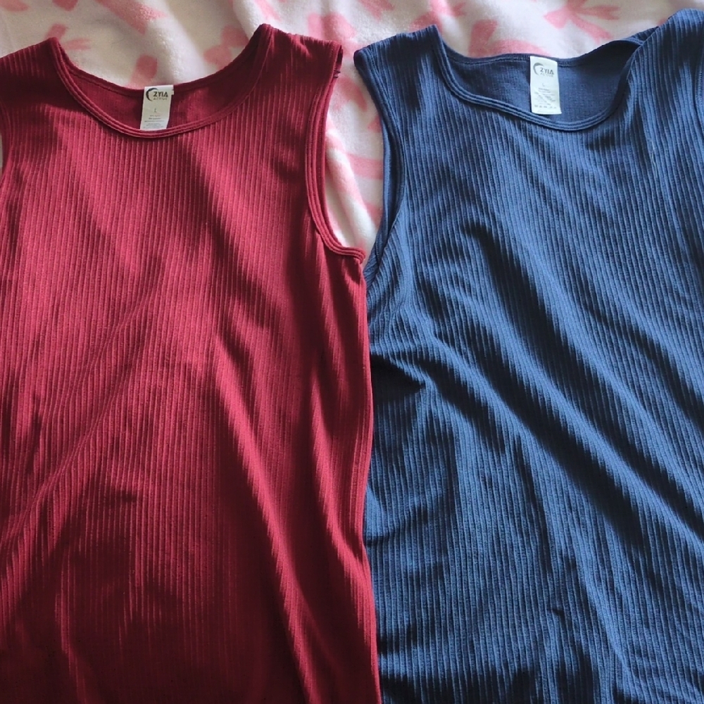 ZYIA Red and Blue Ribbed Tank Tops Large Set Of 2